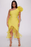 https://cdn.shopify.com/s/files/1/0293/9277/products/01-17-23Studio4_KF_AC_14-28-24_55_ZDMY094_Yellow_P_1738_PLUS_ES.jpg?v=1674522534