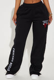 https://cdn.shopify.com/s/files/1/0293/9277/files/10-24-23Studio2_KJ_RL_15-06-01_50_FFLG580FCBFS_Black_23277_MP.jpg?v=1698709700