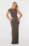 https://cdn-img.prettylittlething.com/e/1/b/e/e1be2f47d79e267642083797a5cde1bca88efbb8_CNH9711_3_khaki_soft_touch_sleeveless_asymmetric_hem_top.jpg